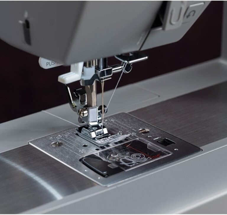 Singer HD6605 Heavy Duty Sewing Machine - A Powerful and Versatile Sewing Companion