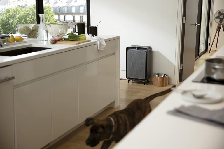 BISSELL Air 220 Smart Purifier - Efficient Air Cleaning for a Healthier Home