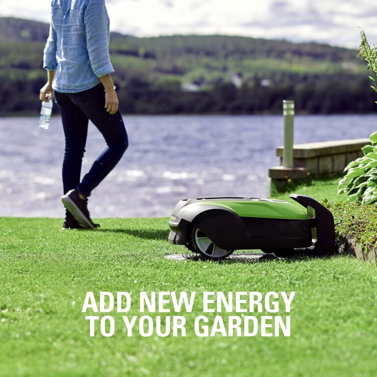 Greenworks Robotic Lawnmower Optimow 10 GRL110 with App