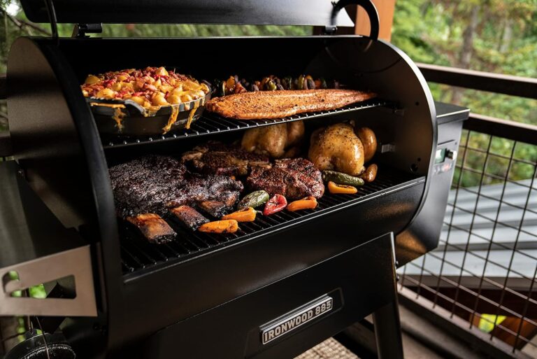 Traeger Grills Ironwood 885 Wood Pellet Grill and Smoker with WIFI Smart Home Technology in Black