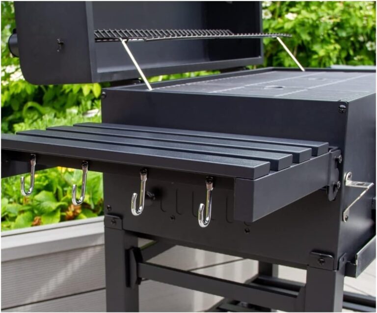 CosmoGrill Outdoor XXL Smoker Barbecue Charcoal Portable BBQ Grill Garden - A Versatile and Portable Grilling Solution